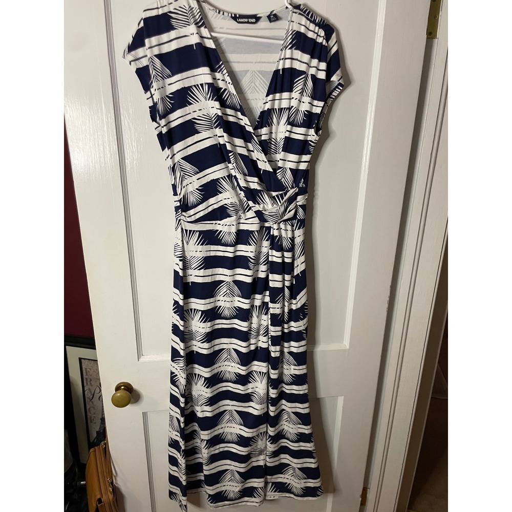 Lands End Wrap Dress Navy White Palm Leaf Print Midi Cap Sleeve V Neck Women's M